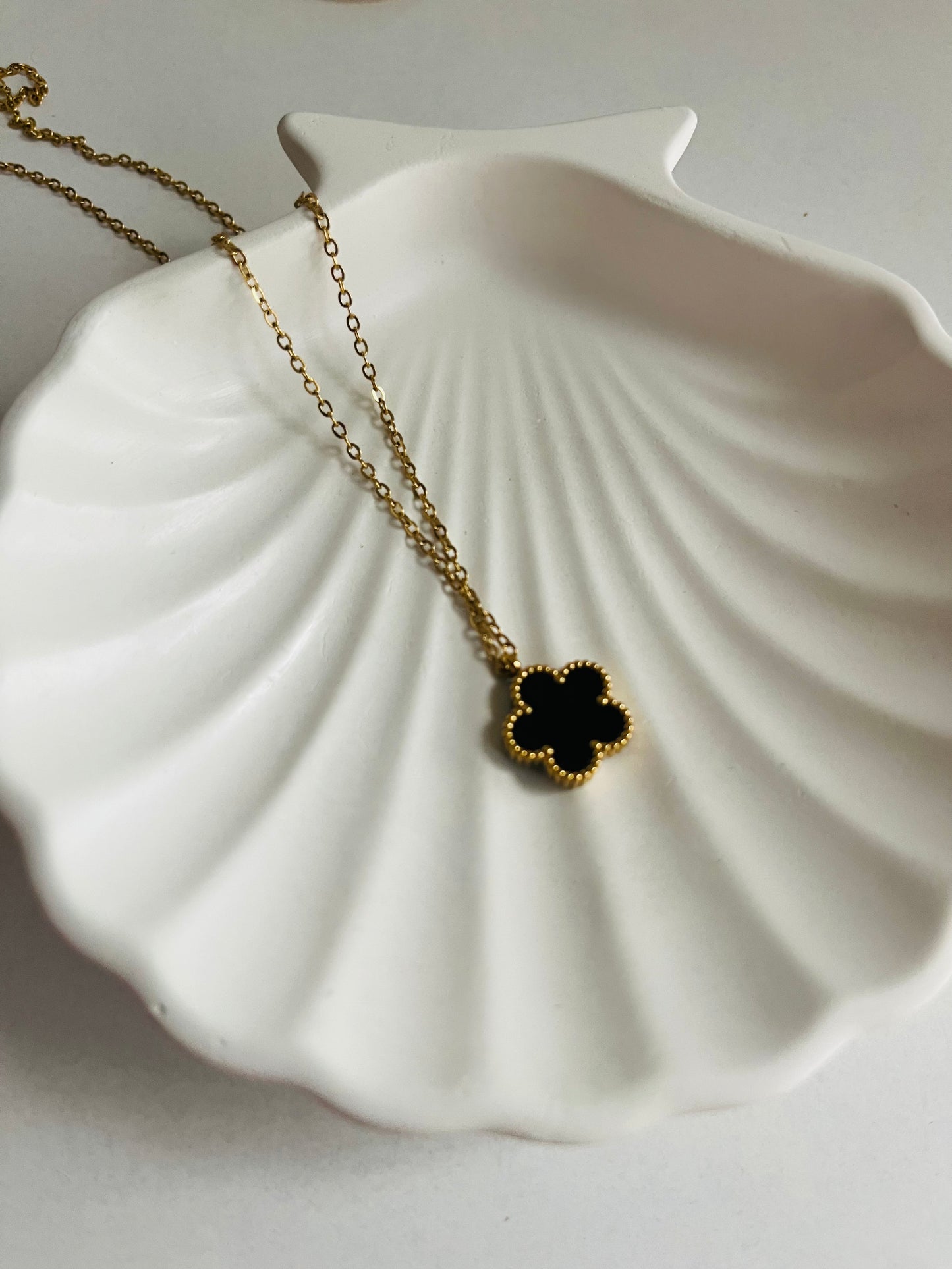 Clover Necklace