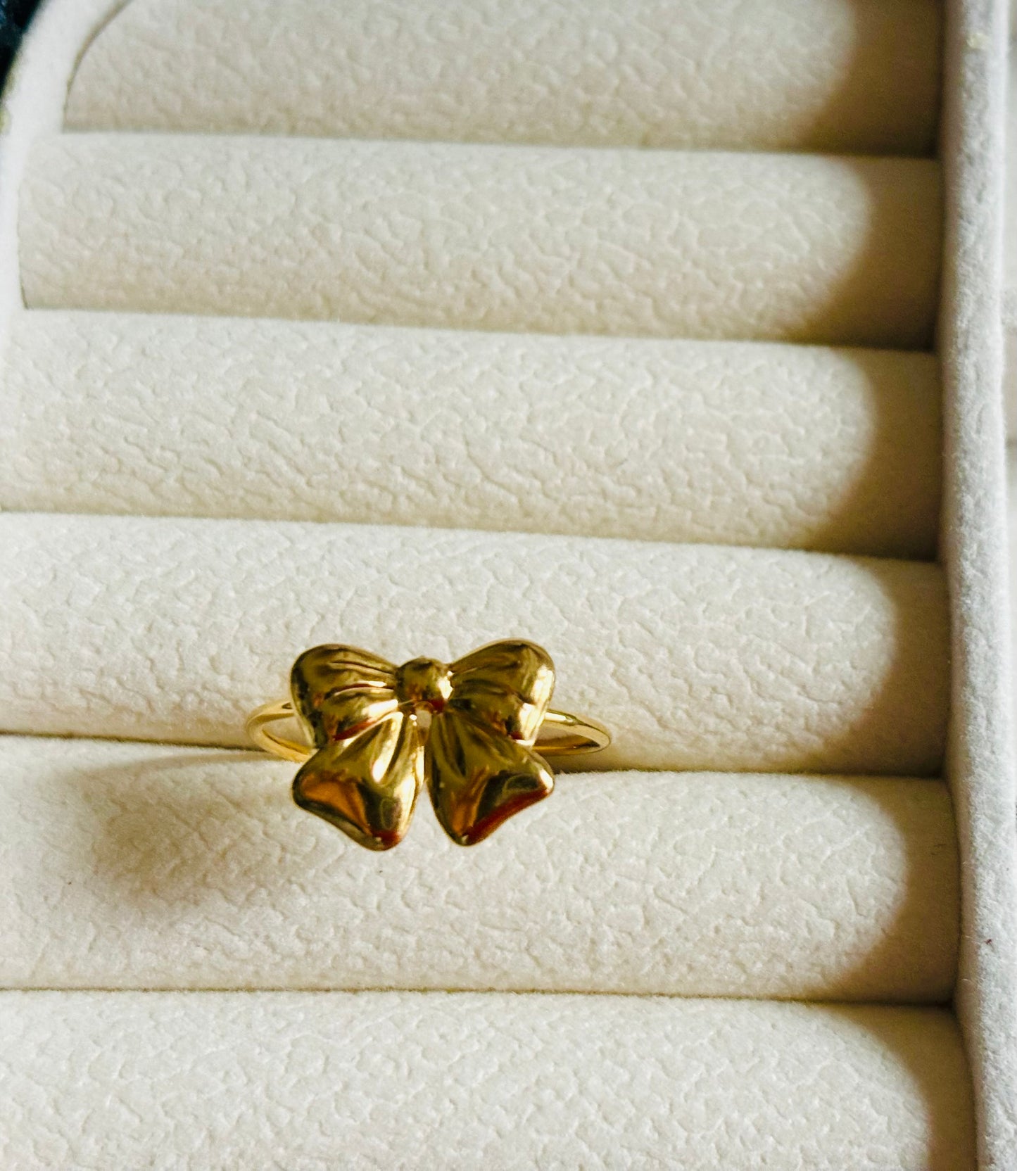 Bow Ring