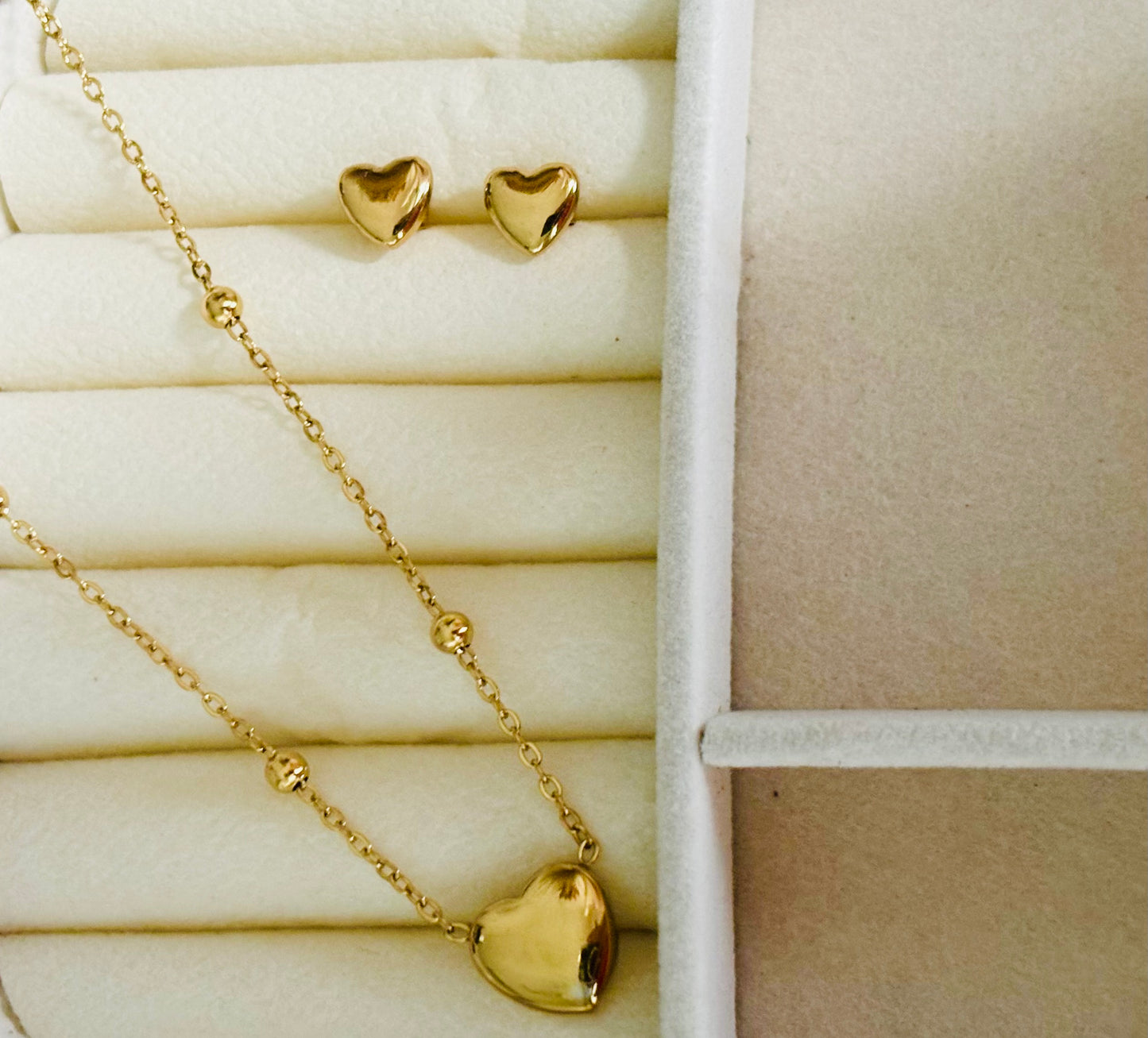 Heart Necklace Set