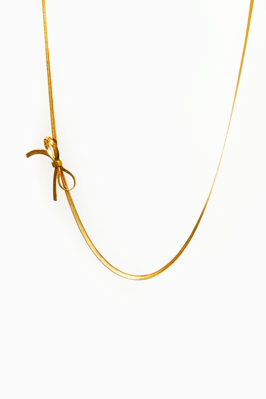 Bow Necklace