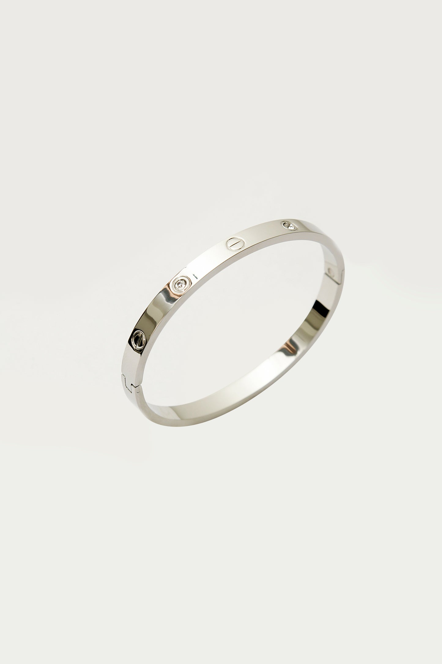 Classic Bangles Bracelets with Diamond